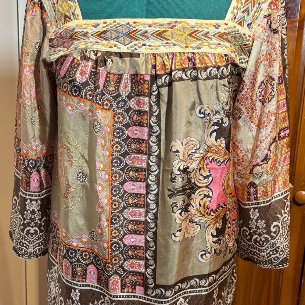 NWT - Johnny Was silk/embroidered Flora - Picture 14 of 16